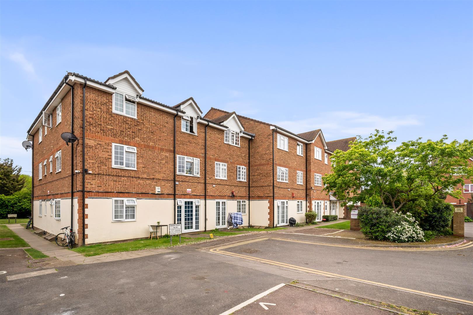 Property Image ef8660cc-d0d4-4e8e-818b-5379852e8e8a