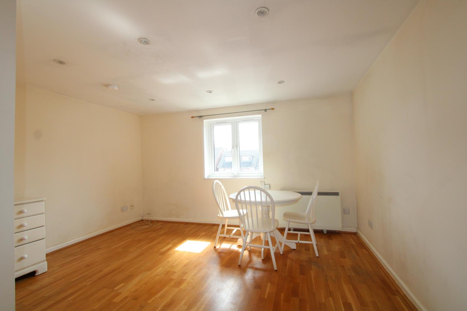 Property Image ef872fcf-b96b-41c5-8b91-fce74bcd41ac