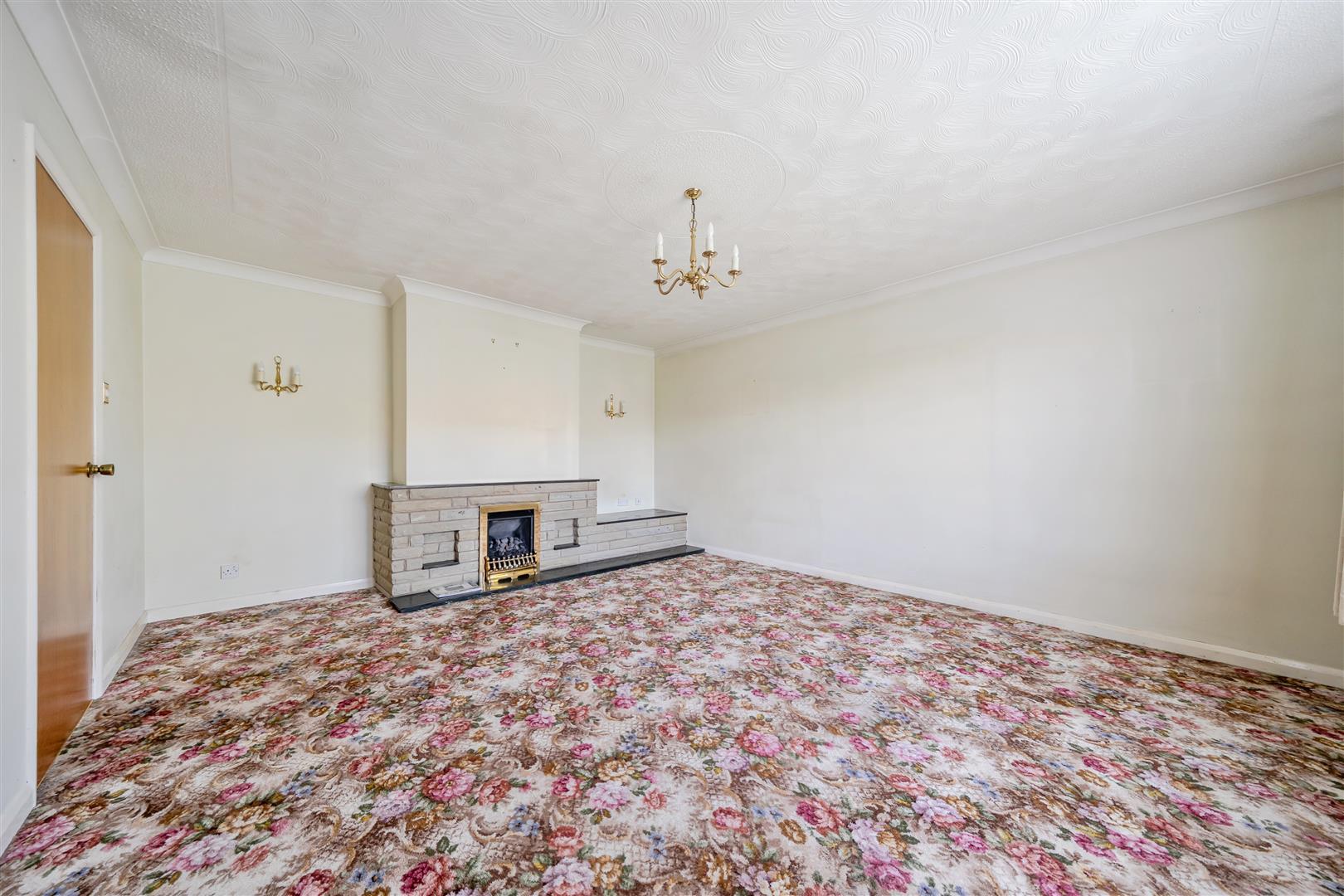 Property Image ef879411-7b57-49a2-9be9-a9c27fe30a43