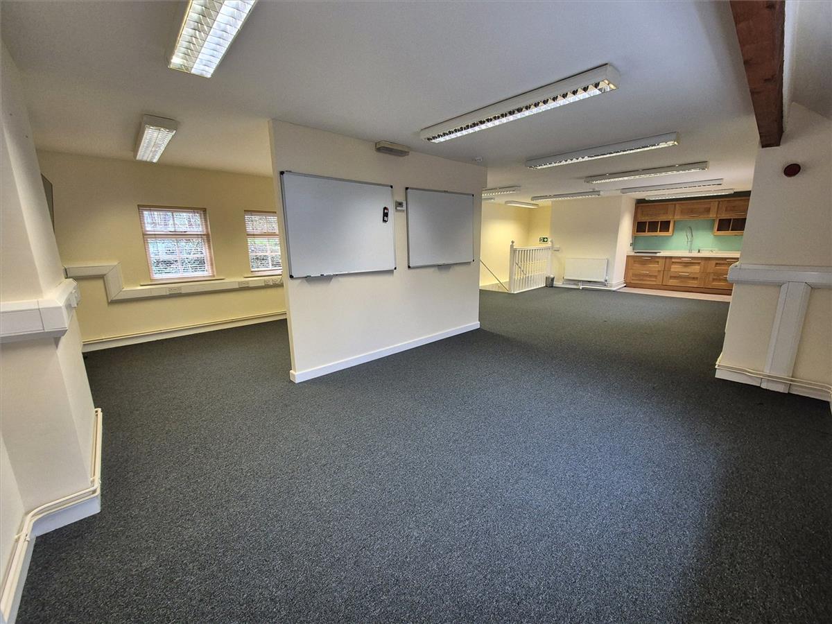 Property Image ef8bd23a-0116-4a68-8665-fd34d60a0c67