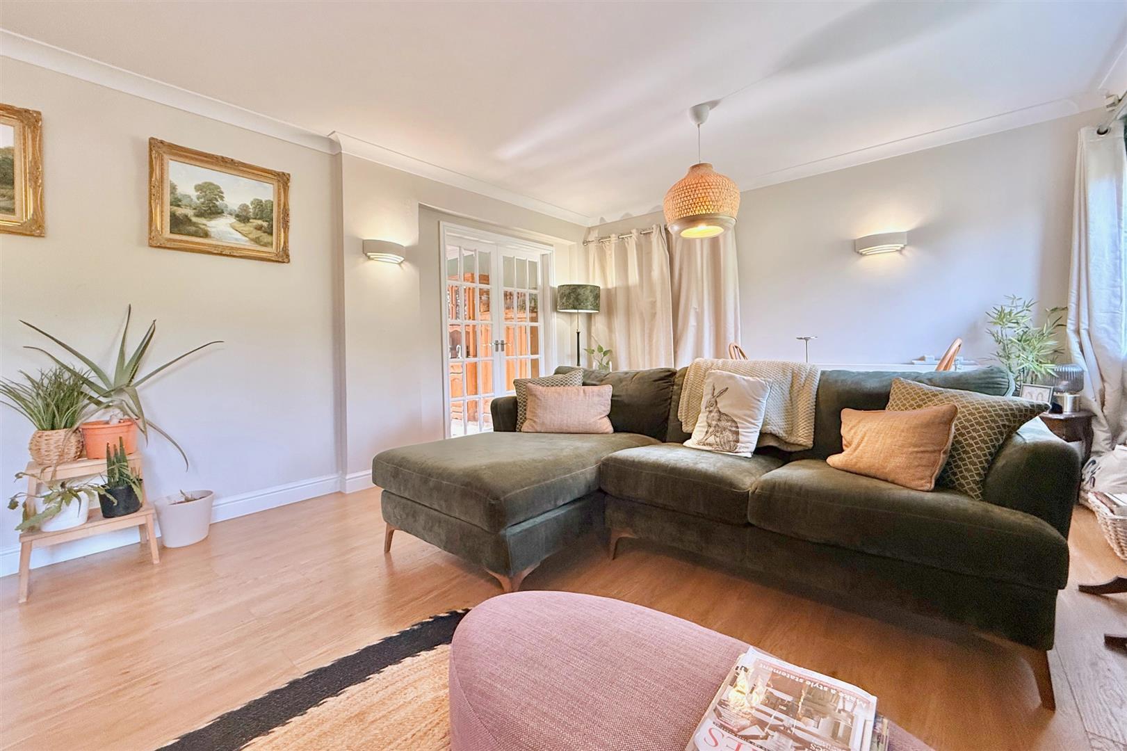 Property Image ef8fcb99-4042-486a-aeb2-297419eed518