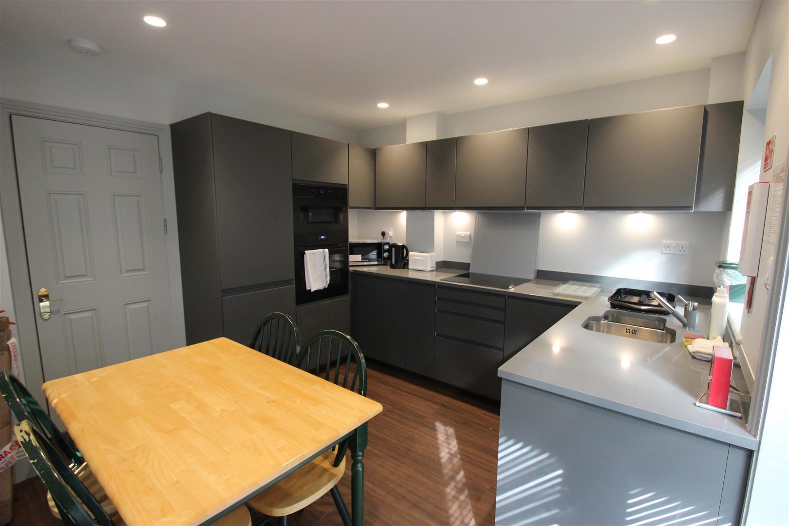Property Image ef9b67a1-88b2-413b-81ac-fafa89e28e83
