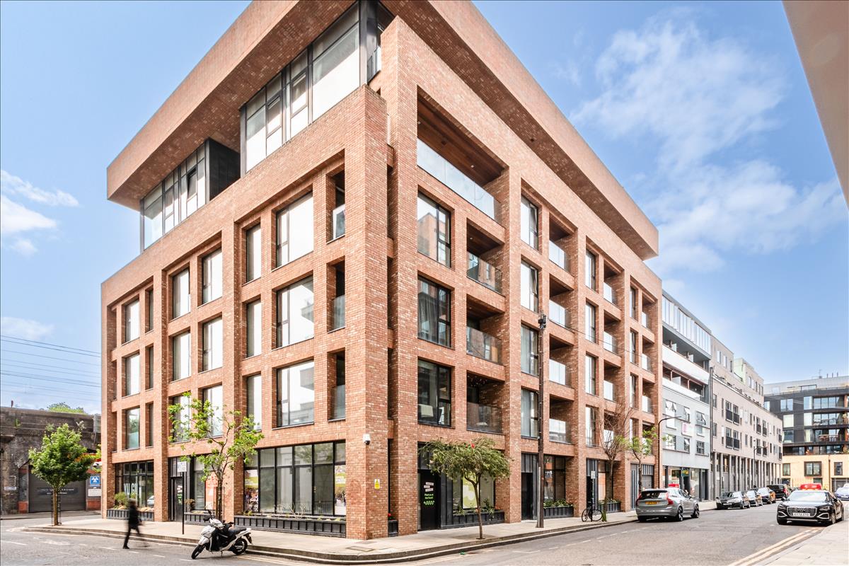 office to let in London Fields 