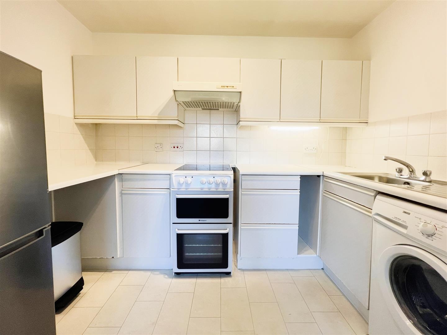 Property Image efa92a54-8942-4efe-9c81-999786e33b9d