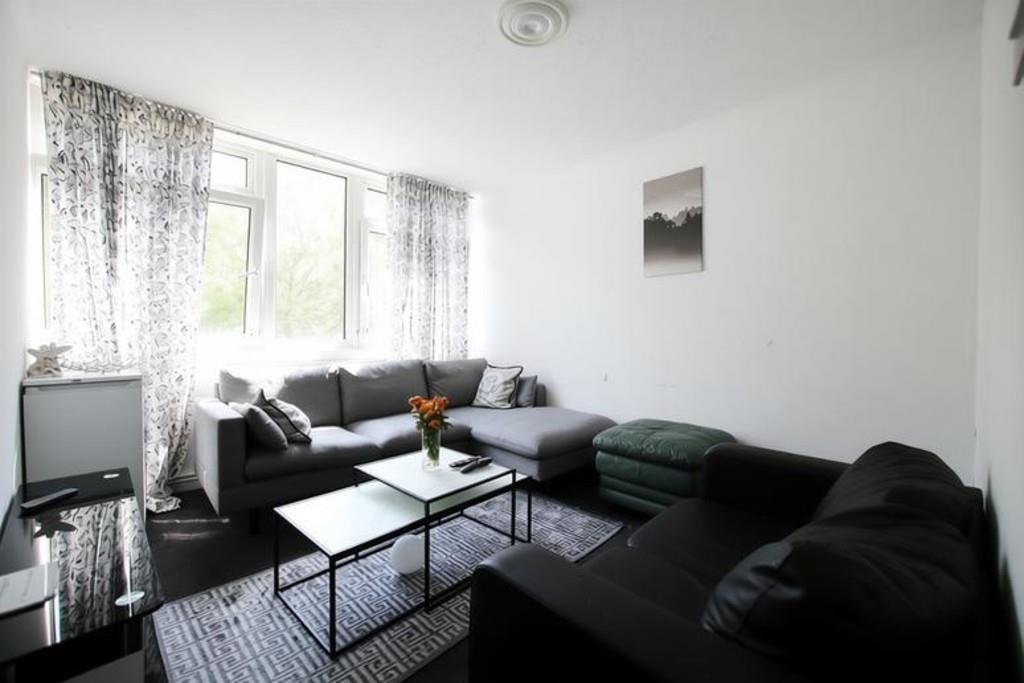 Property Image efaa19f4-fd60-4999-b32c-aa98cdb41fd6