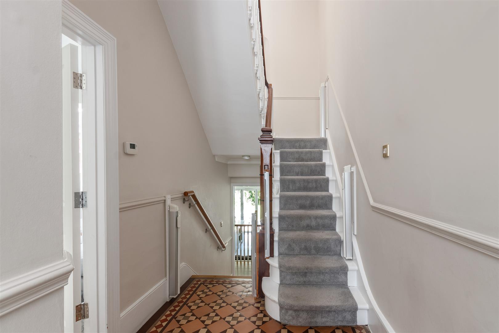 Property Image efabfa9c-b651-4e62-8c74-7601730cfef3