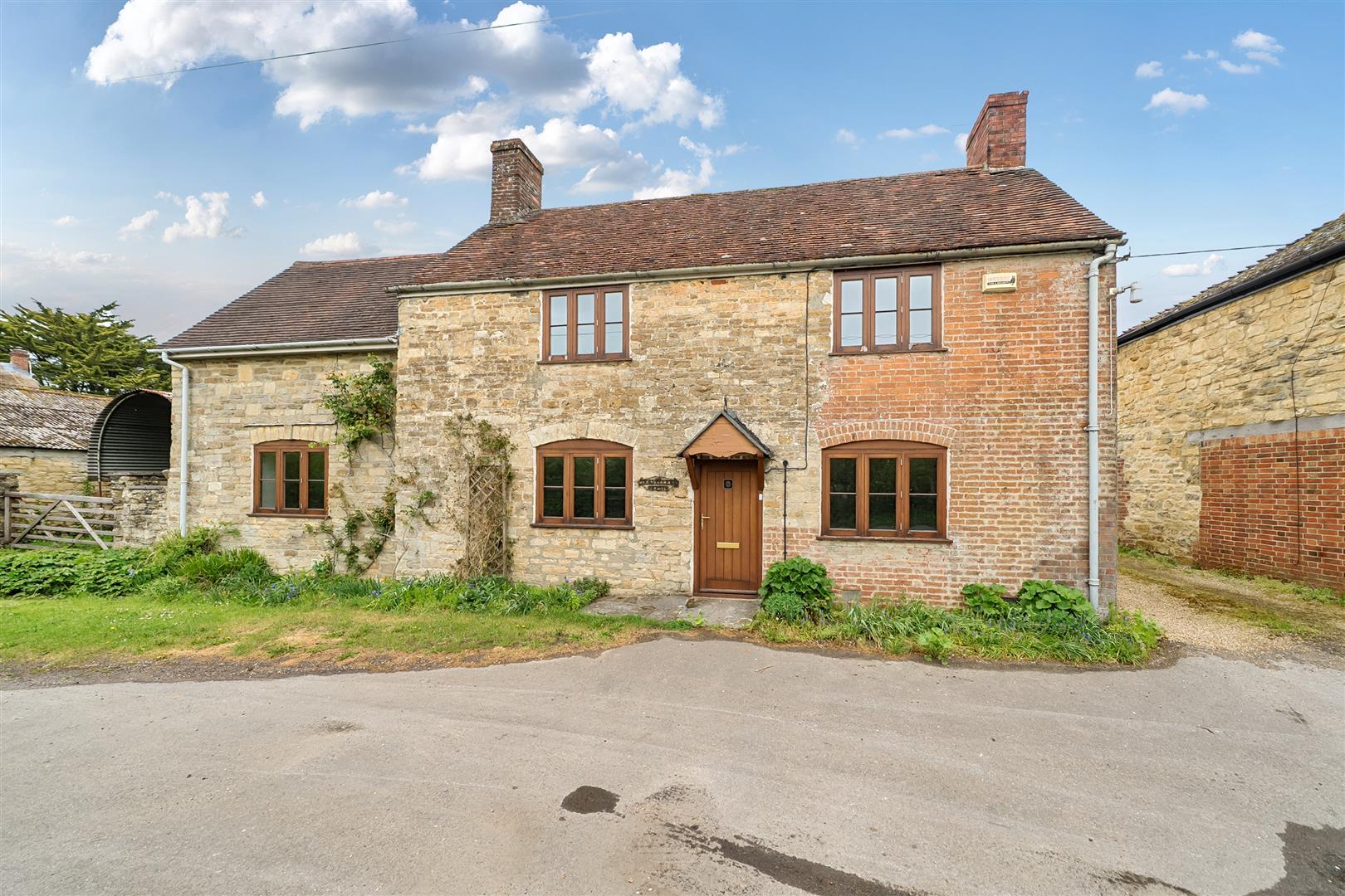 Property Image efac85d9-707c-4fc8-b17a-4824d82175c1