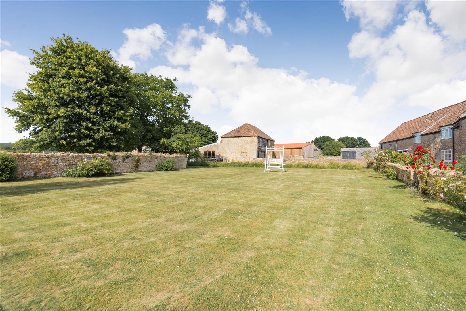 Property Image efbc2daa-ea7e-4201-83e5-a9a3f9475006