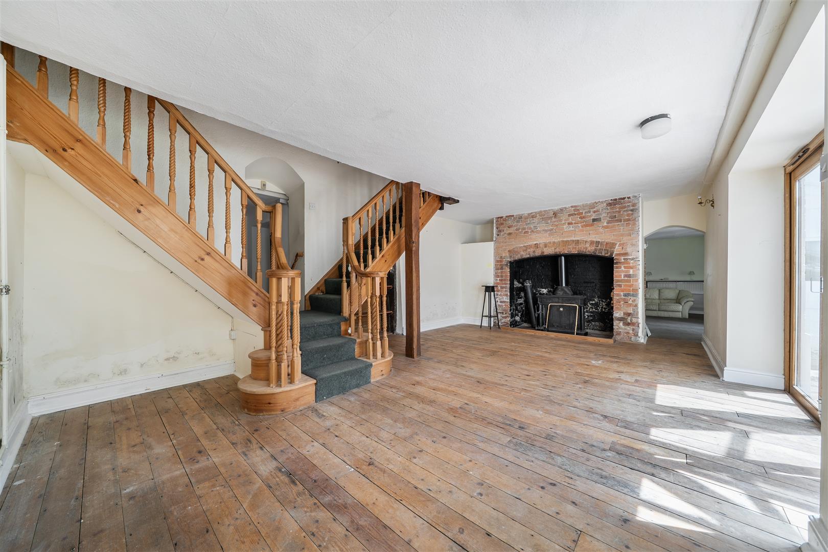 Property Image efd35de4-4f95-4011-97b5-8698bc932030