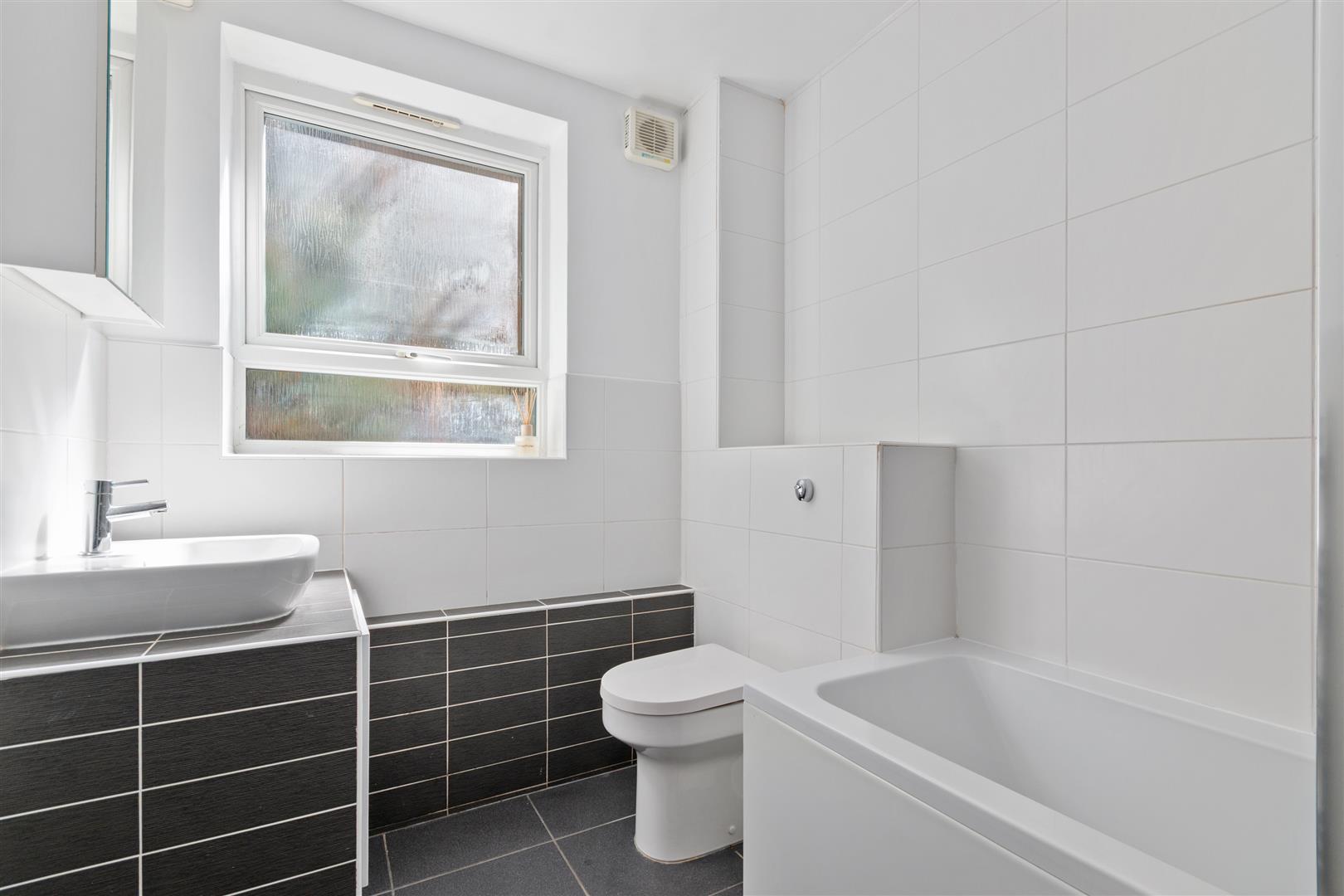 Property Image efd63815-fc43-4ef8-b34c-bc0bf5ee5f72