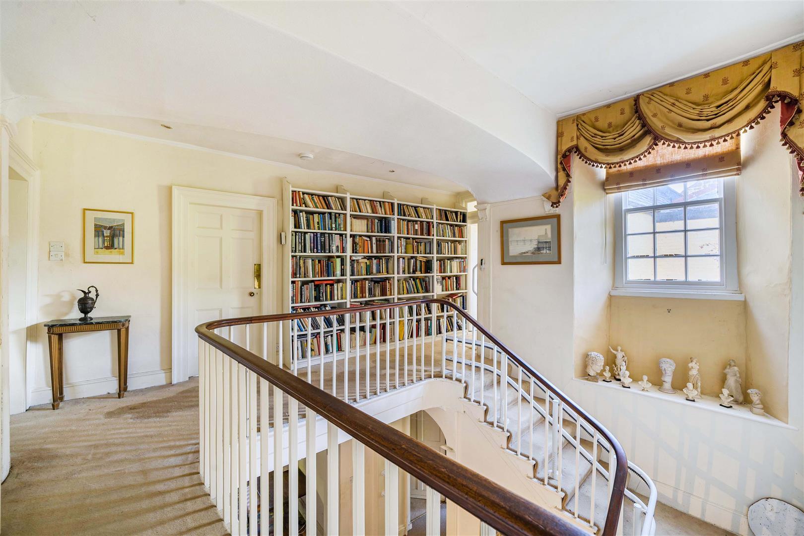 Property Image efd7c763-3dee-419a-b1d8-84fc6f4522e3