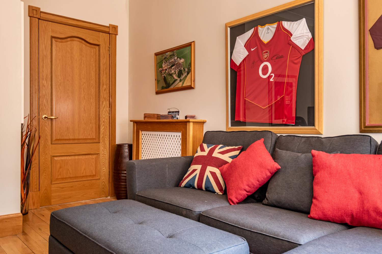 Property Image efe5427b-c7cc-49b7-8558-34f6649ef59c