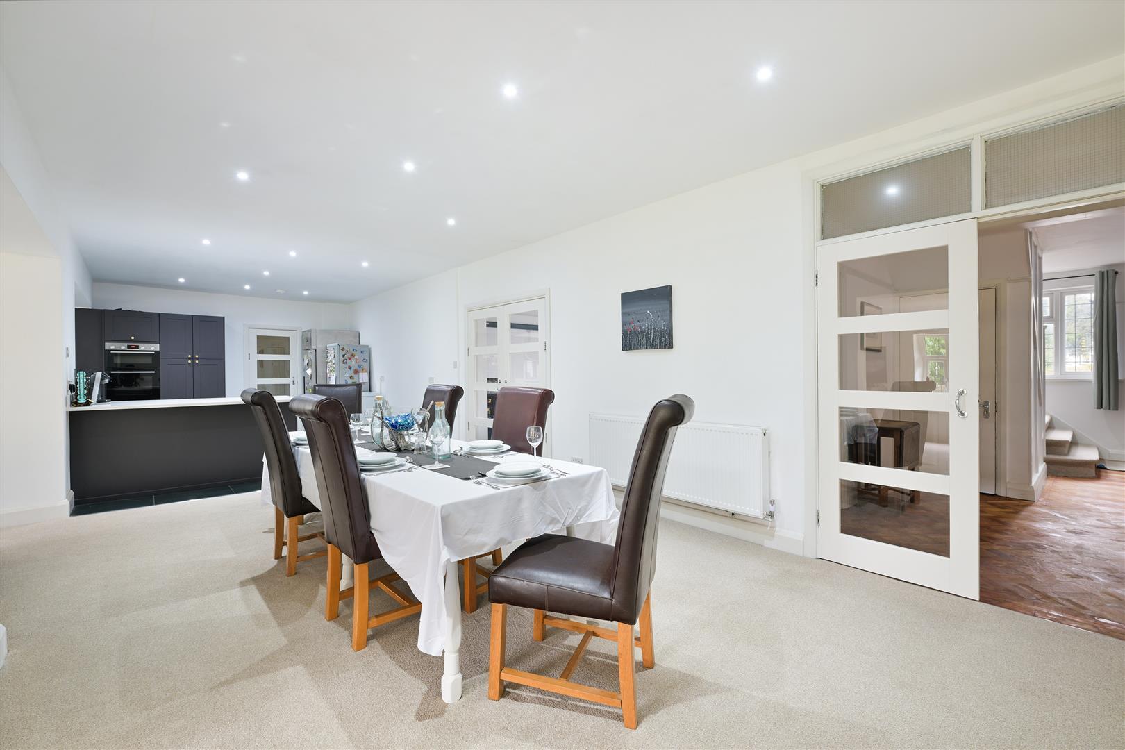 Property Image efeaa7ab-51eb-4ebf-8408-babc2adcf6ed