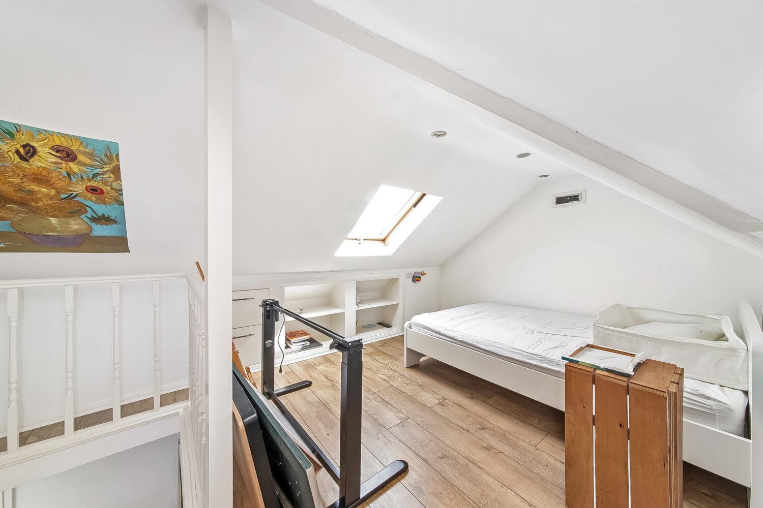 Property Image eff40e13-59e1-4fba-8065-d03f185ec42e