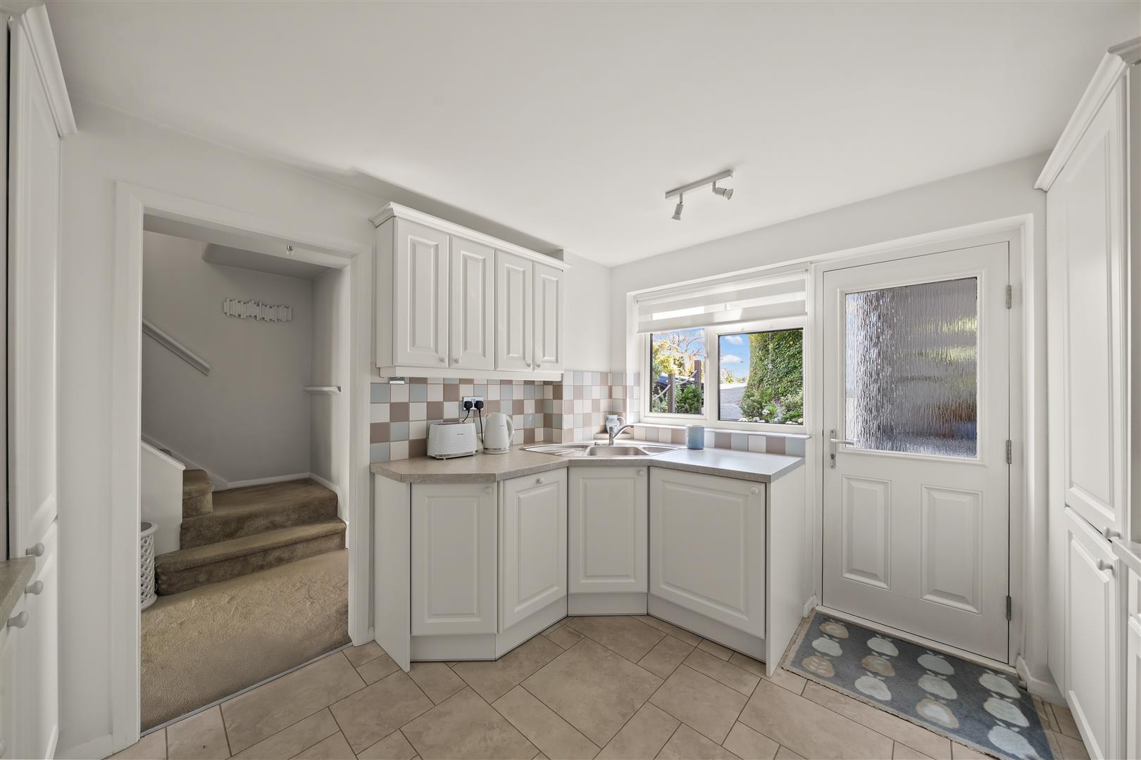 Property Image effb9910-b27f-42fd-b418-06db45185e87