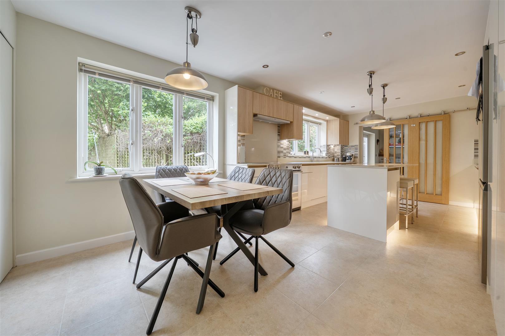 Property Image f00d0329-effa-4b55-a6e6-8e793c784c41