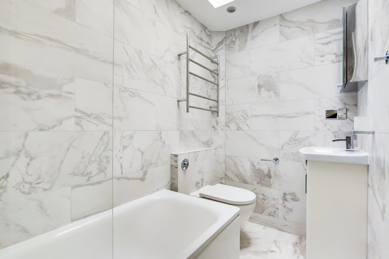 Property Image f010d2da-553d-46ca-9e4e-668853ecea17