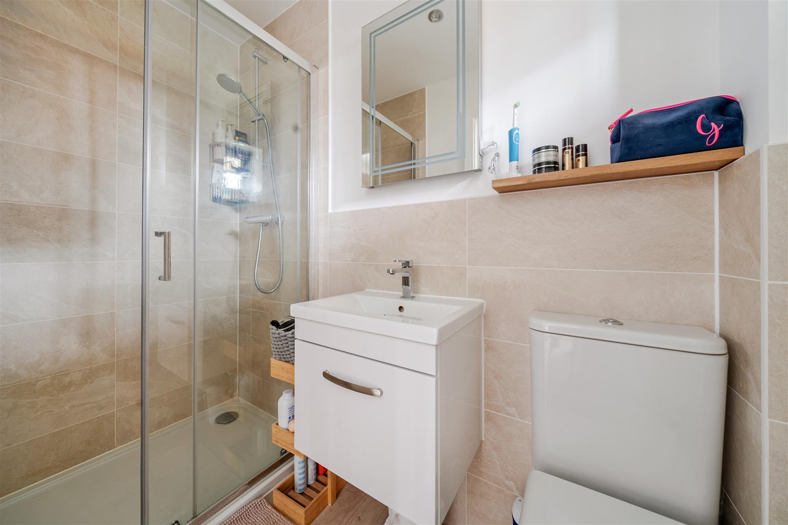 Property Image f01a477a-e786-4fa3-8239-5705adfd8061