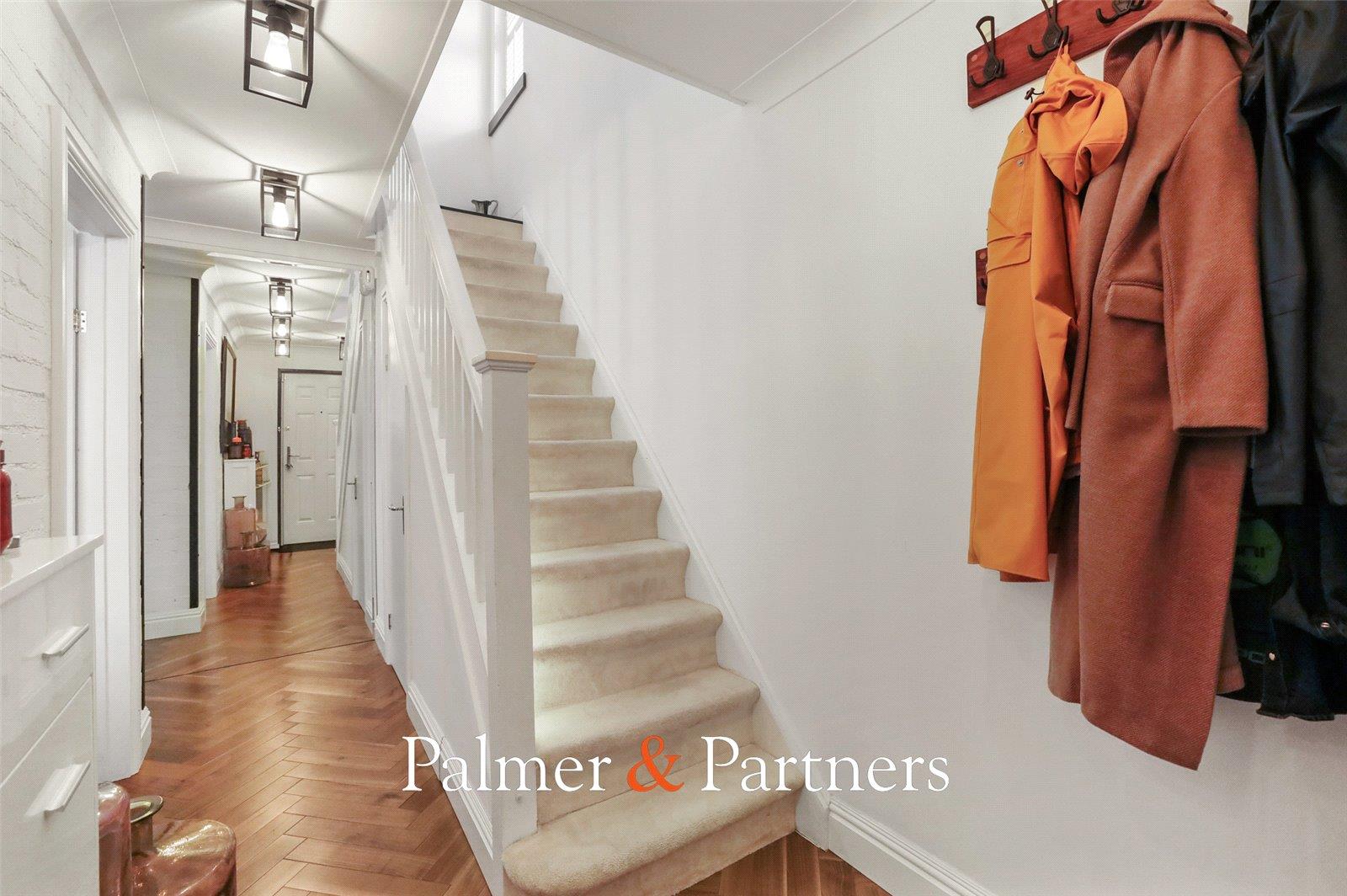 Property Image f01e4804-e4bf-412c-b996-c511117763d9