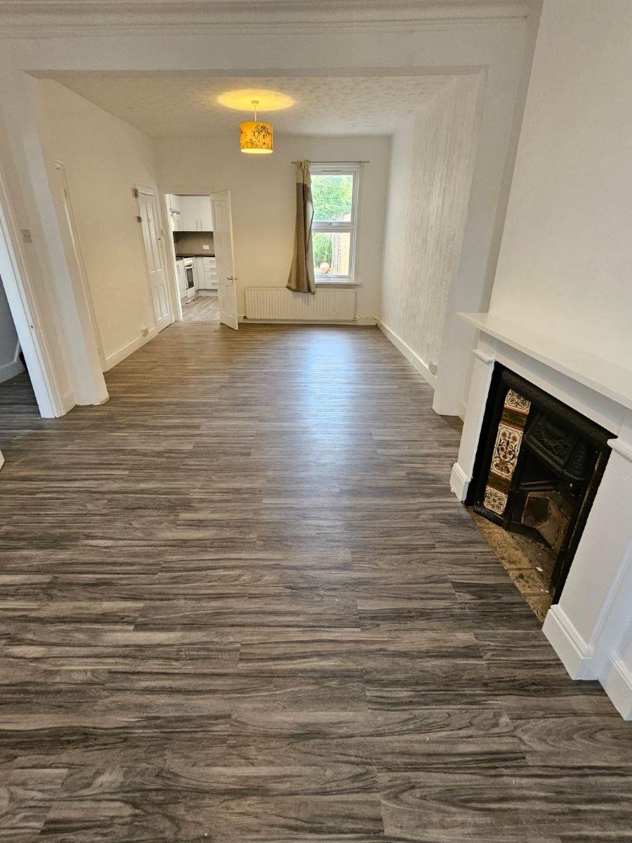Property Image f01e6a2f-0759-47cc-bd9b-75a4d1be58de