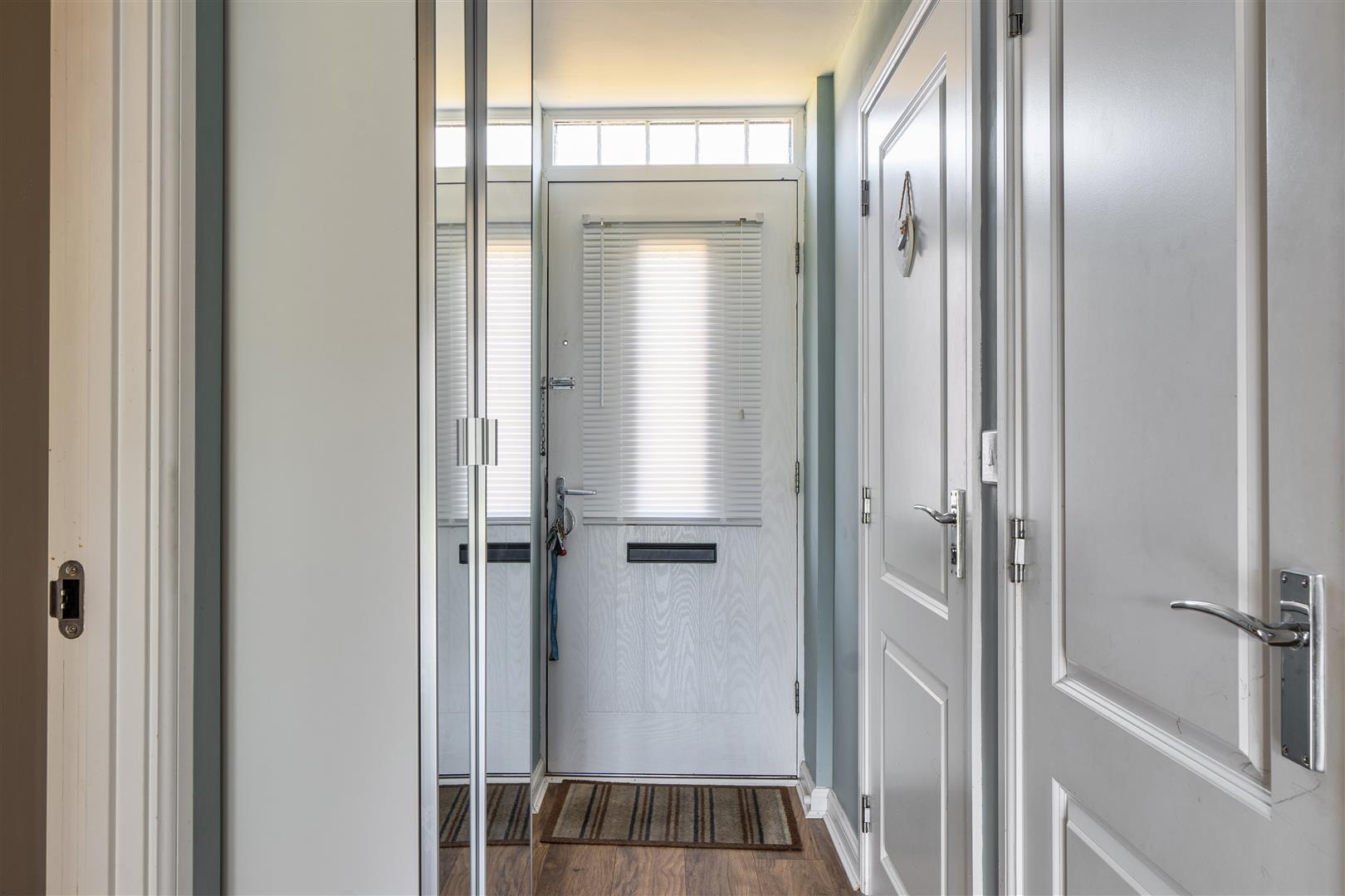 Property Image f0243972-09b3-45d5-ab64-f0a56dcbf3ff