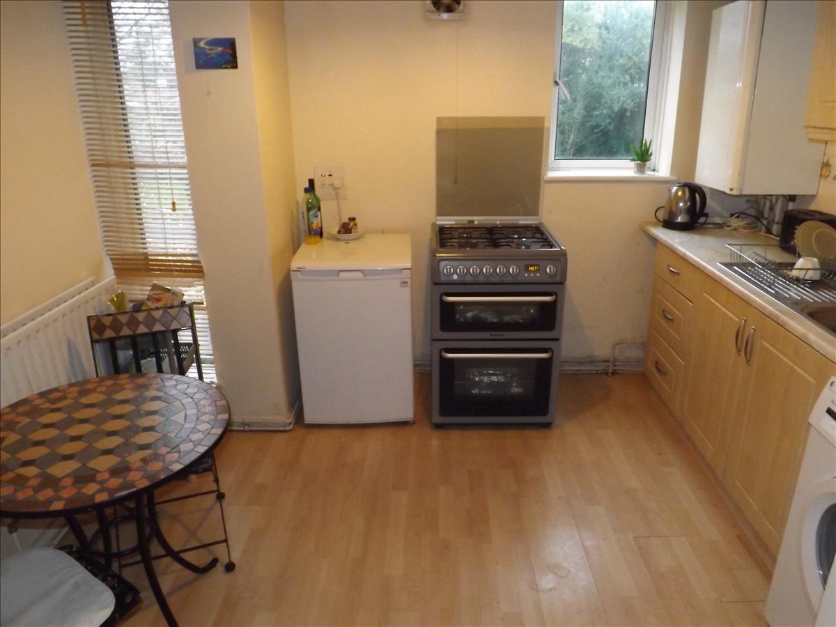 Property Image f037c425-cb81-45b7-a807-42cdaff7f2e1
