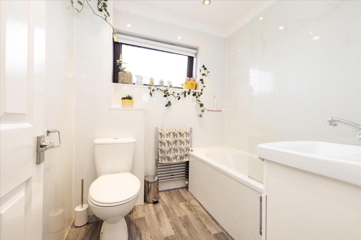 Property Image f03d58b9-44d2-4148-9a38-e1404c2e152c
