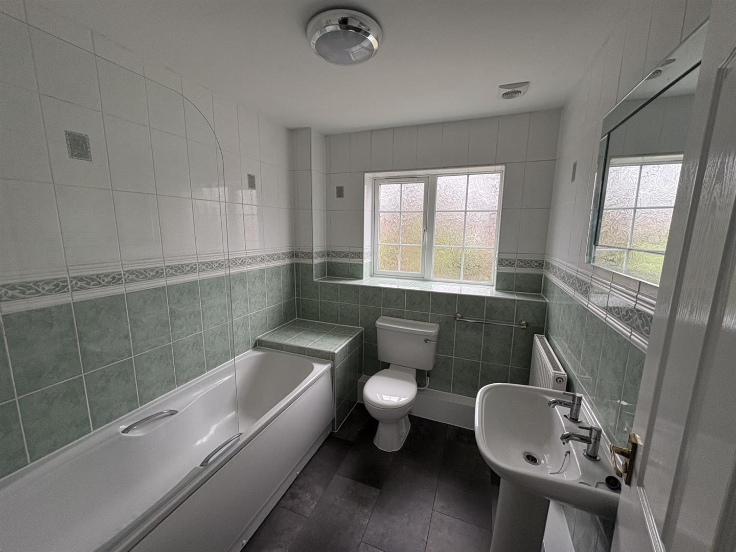 Property Image f03f57c5-e824-48ba-808b-18fb0e5781c8
