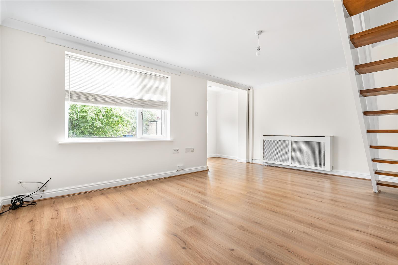 Property Image f03fdaf0-0f5c-4ea3-91e7-8004a96aa357