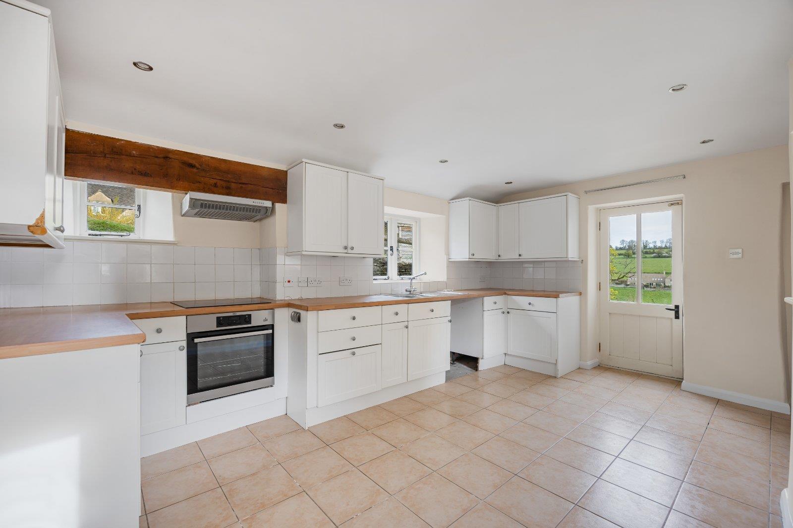 Property Image f0483bd1-ddb2-49a7-98e0-1b794fe0174e