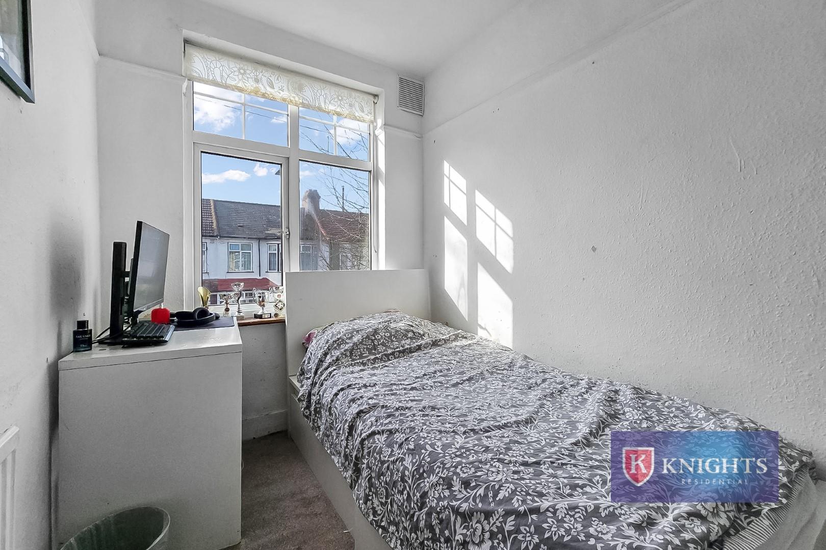 Property Image f049d819-38d1-469c-8b30-51019dba3780