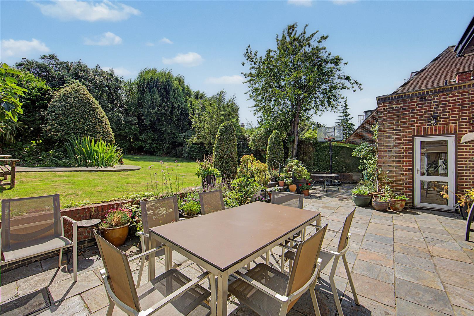 Property Image f04c3b2e-01e3-475f-84a5-721b29e232ce