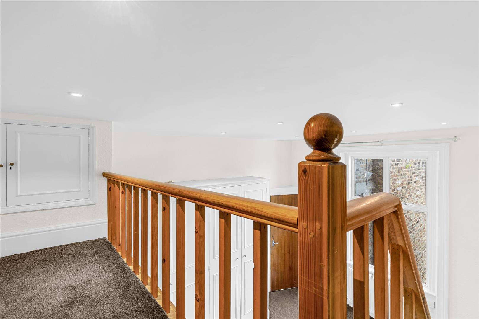 Property Image f0574c4d-192f-49da-89c8-aac2d2c29730