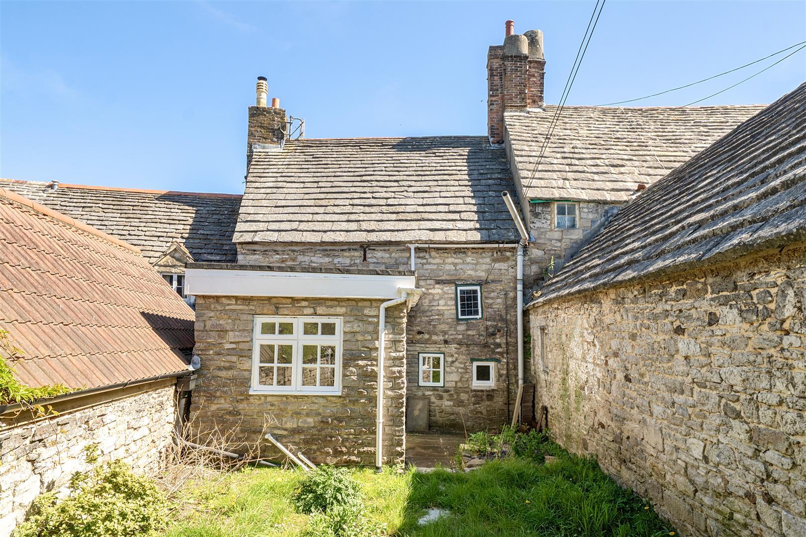 Property Image f0585a64-24eb-44b2-badf-f6d19e73077f