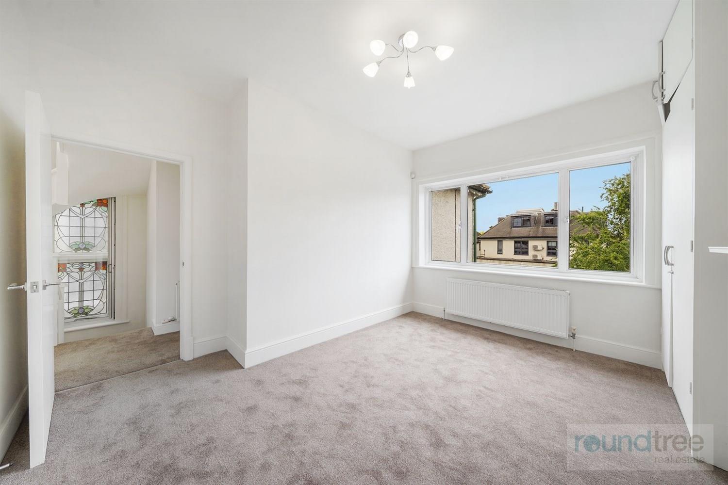 Property Image f058dd64-a515-429d-9e56-20c59359c316