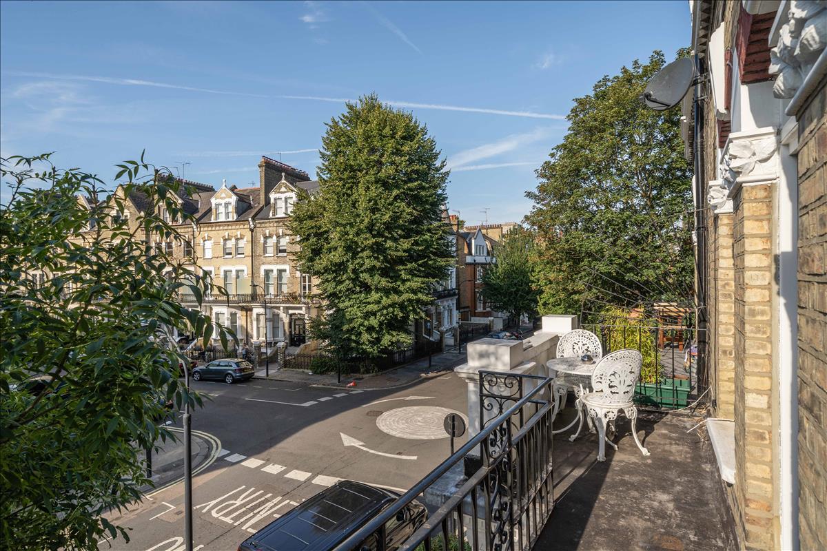 Property Image f0641305-1b04-41c5-93d3-95bfb98c77bd