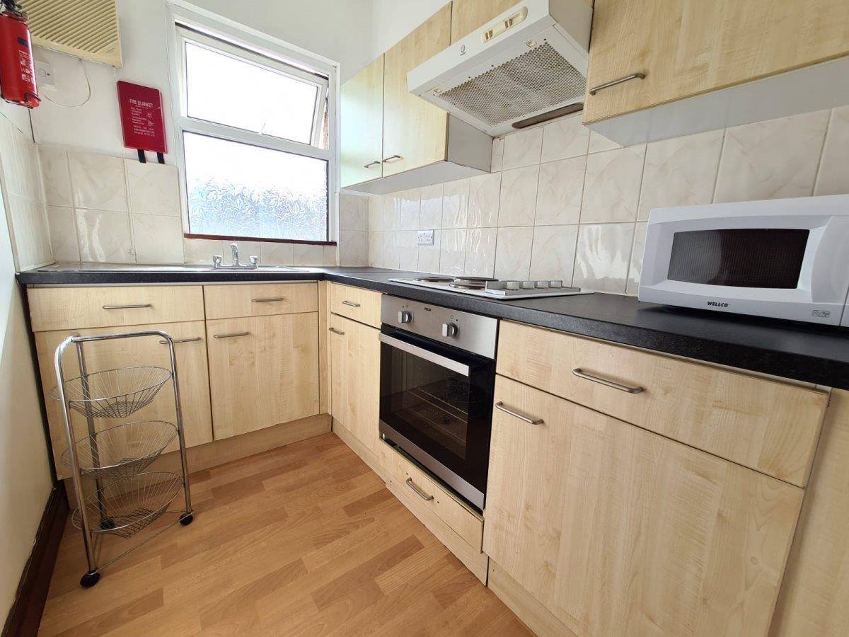 Property Image f067e391-a4a6-49e6-ac85-68d8494c6838