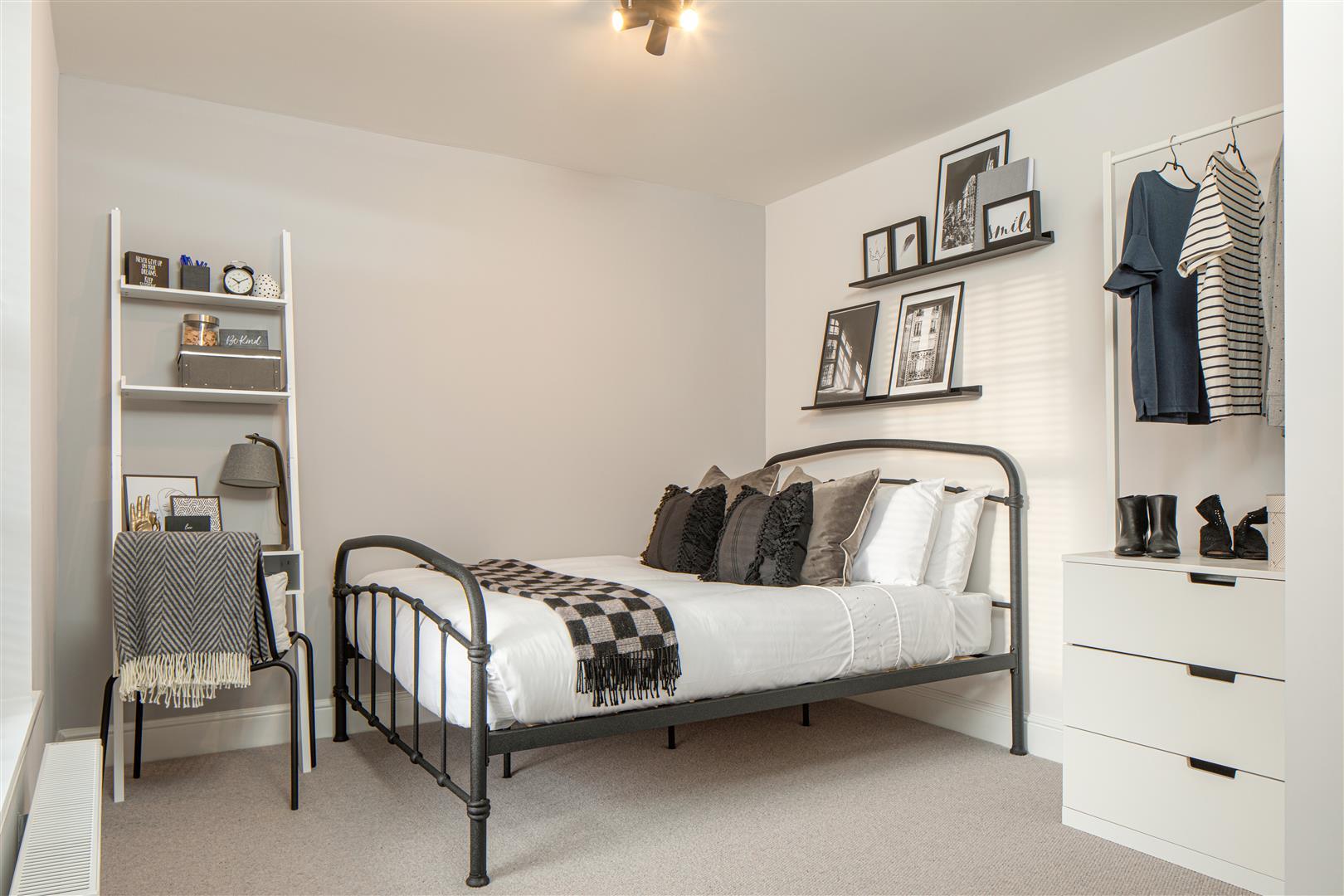 Property Image f06b0e2e-26d7-4afb-8a56-f74742b7998b