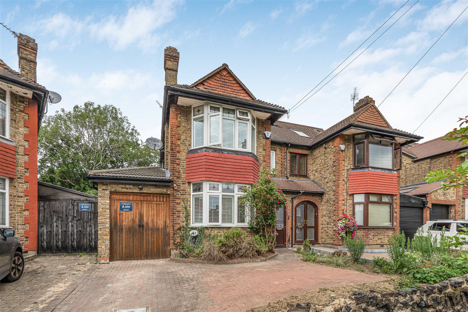 Property Image f06c921f-c7ac-4eb7-8f5e-dfcbb417a21e