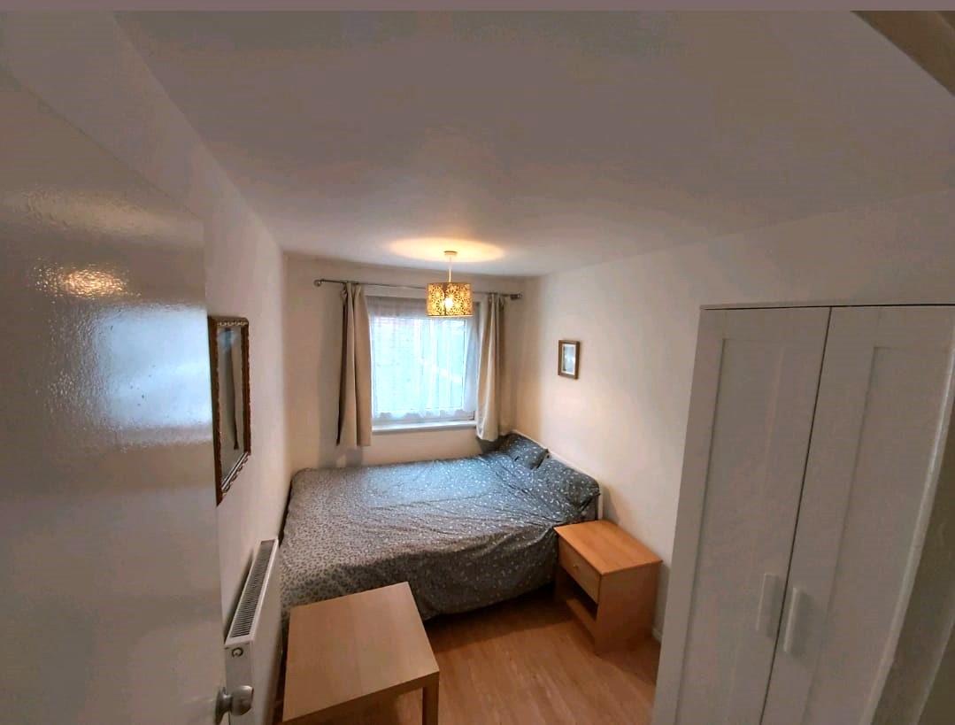 Property Image f06f8e55-a03a-4ab2-acc9-54cde9ac9d9c