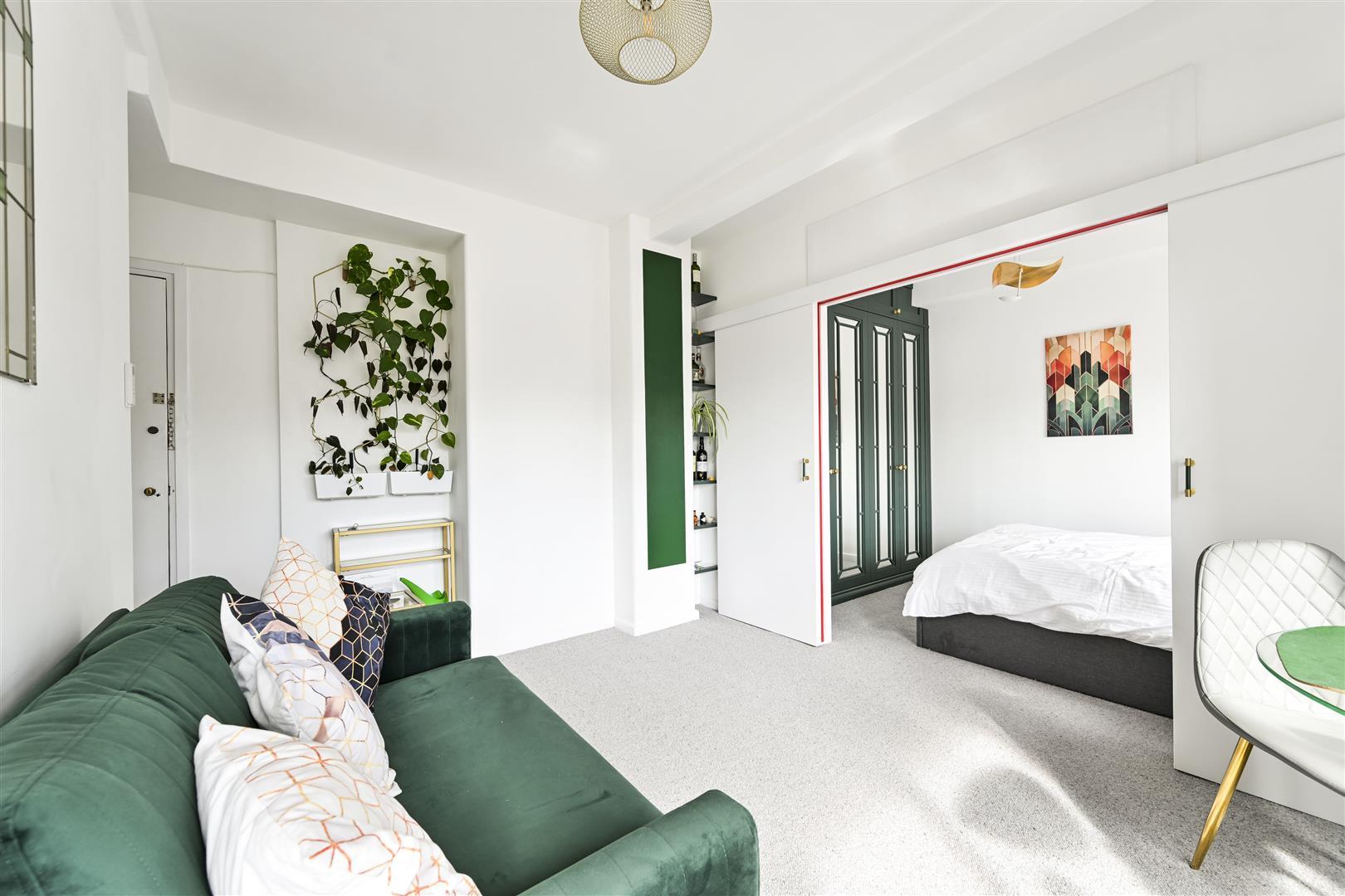 Property Image f0719bc9-9438-43e6-9d33-c00446fd4d1d