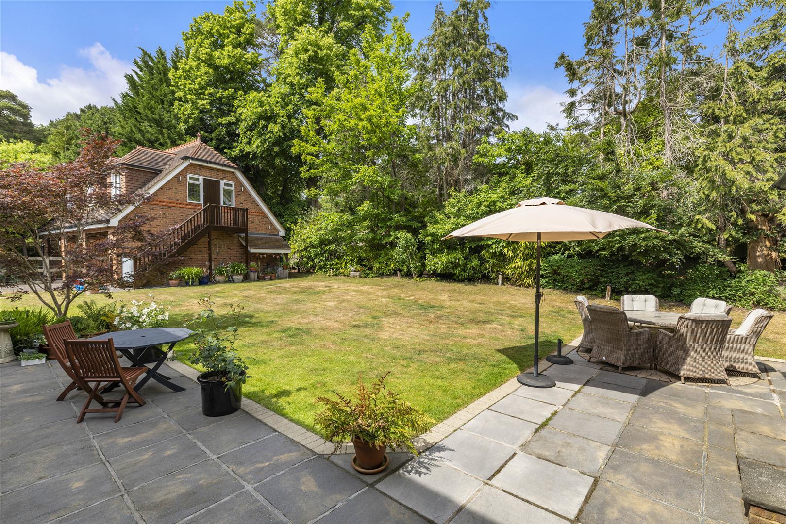 Property Image f074f06e-b944-462b-aaf8-a425e49a351b
