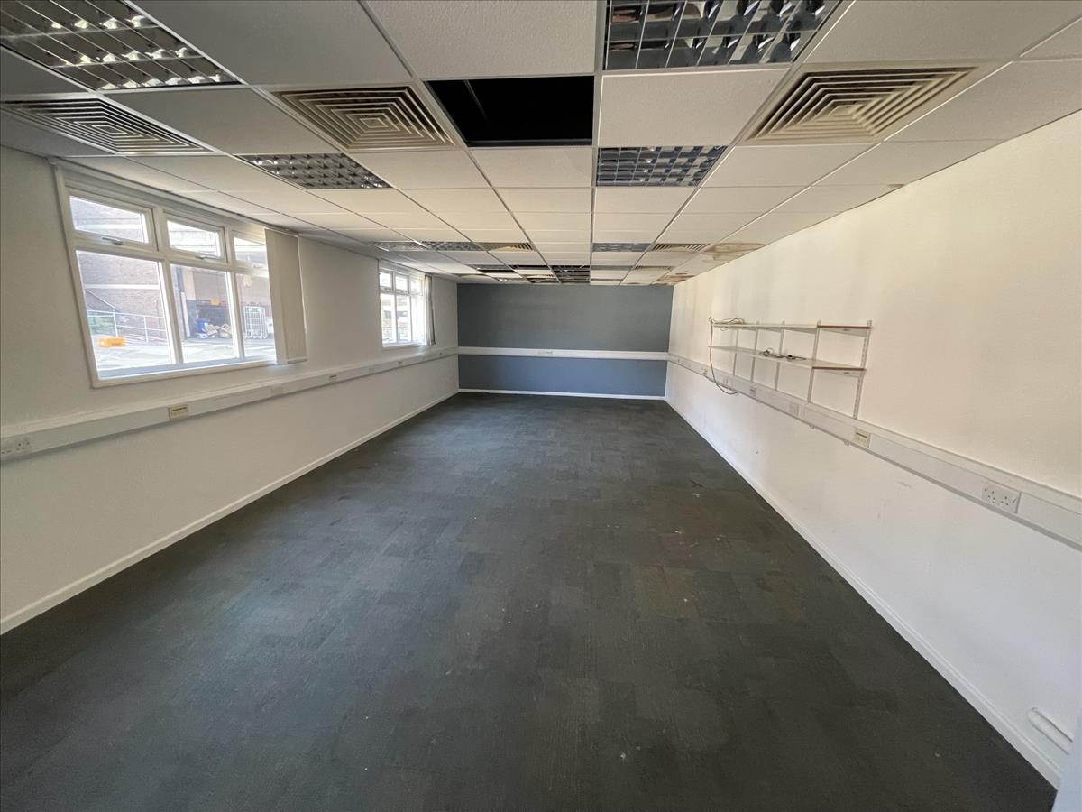 Property Image f0755b3b-c285-4e94-9ffd-95e30109bf11