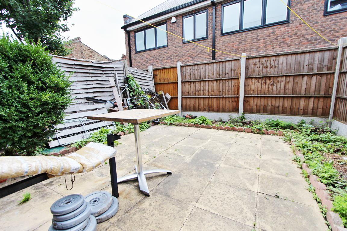 Property Image f08776af-2a49-403c-a570-c96843576d63