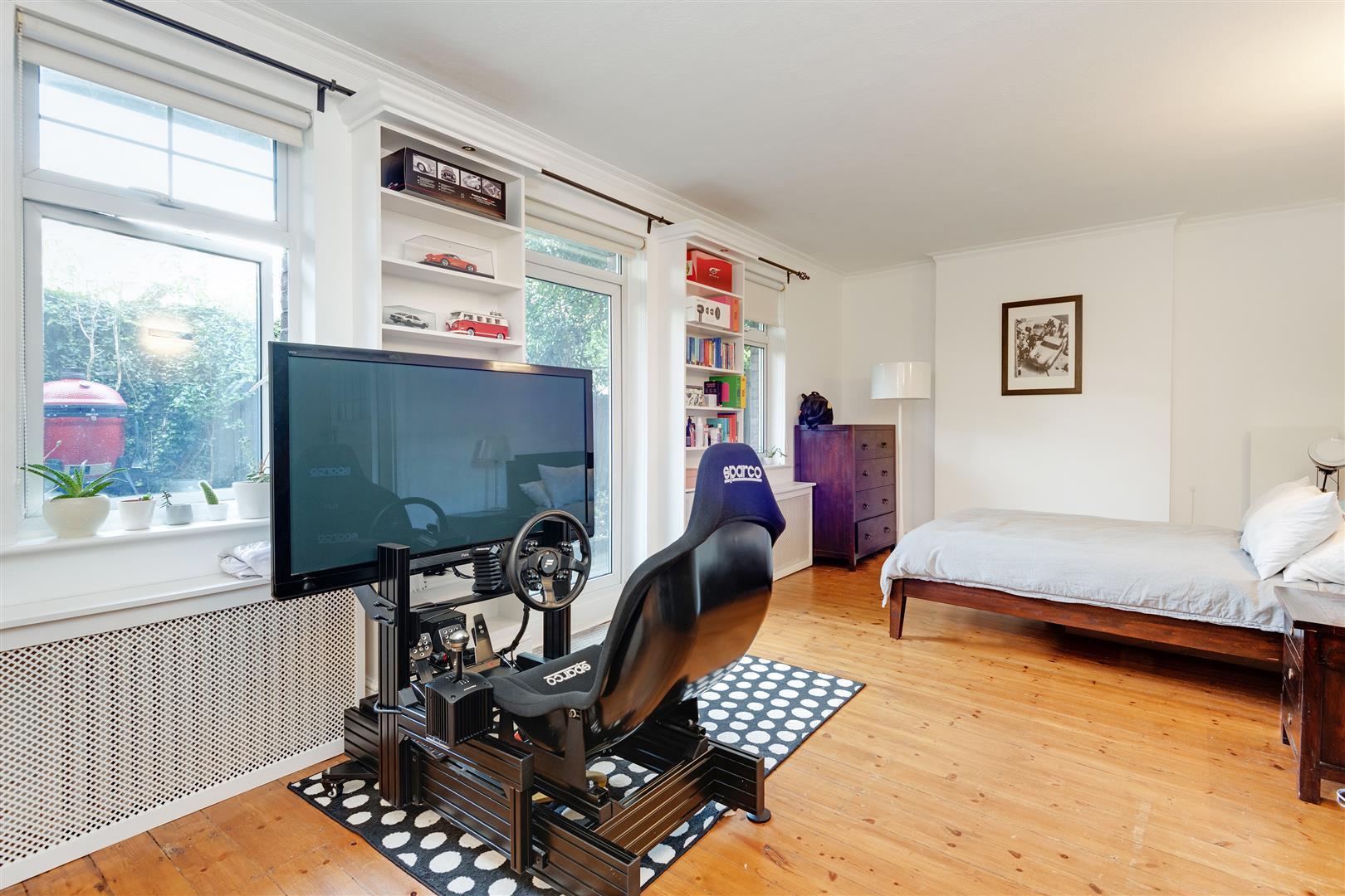 Property Image f0af6b9b-0f8f-4ed8-bc27-dc105bbc928c