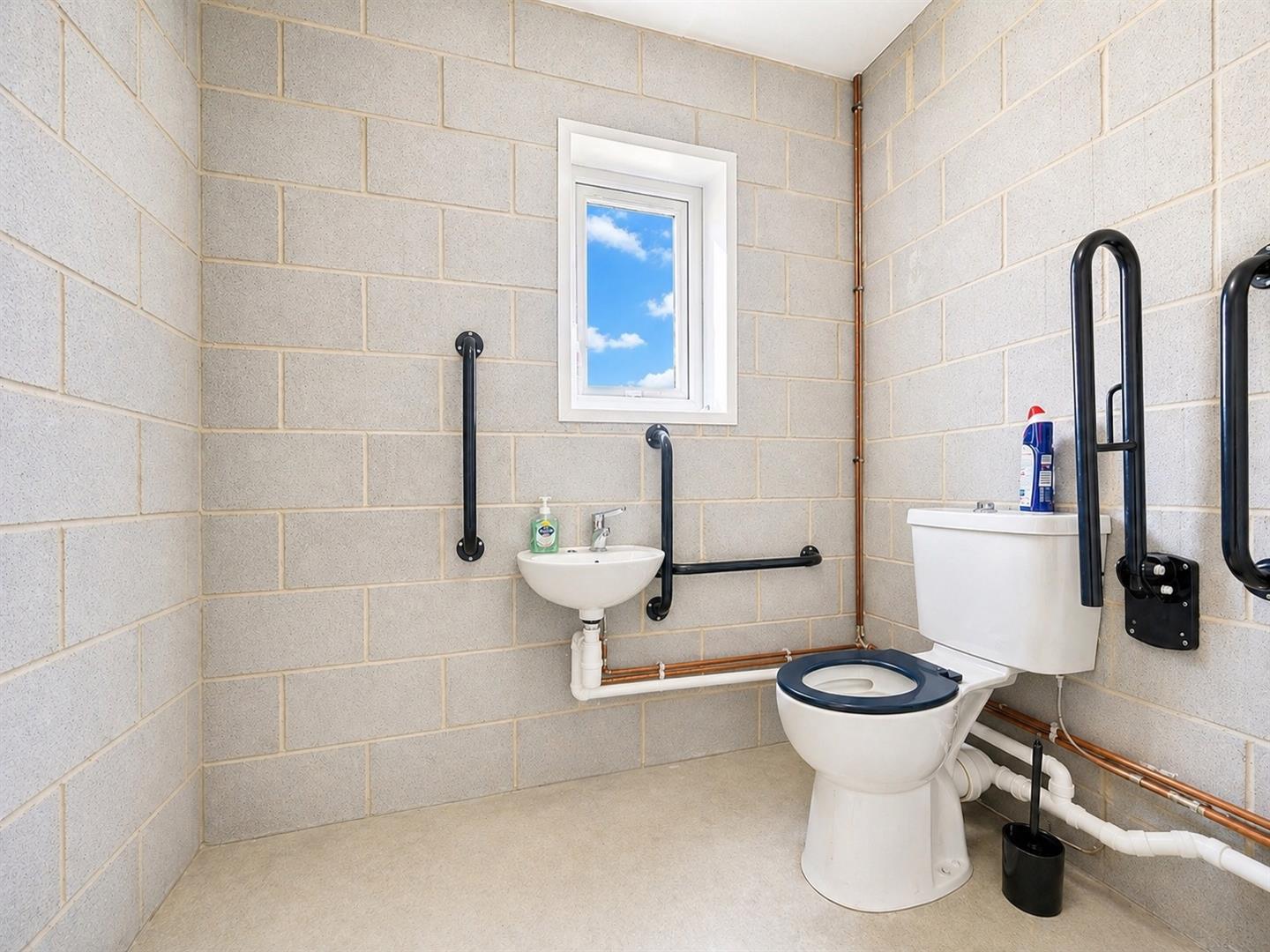 Property Image f0b0bcea-324c-426e-bcbc-4bee188da1ad