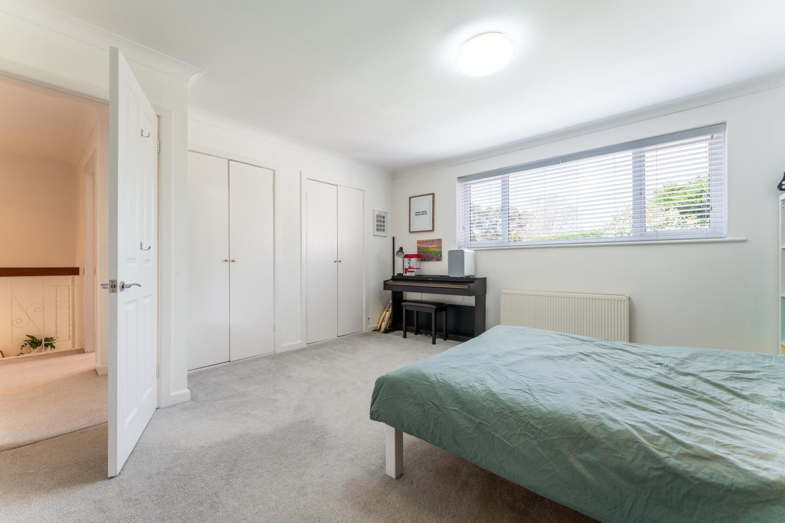 Property Image f0b5b18f-26a6-4332-b9cf-56bbcce9586e