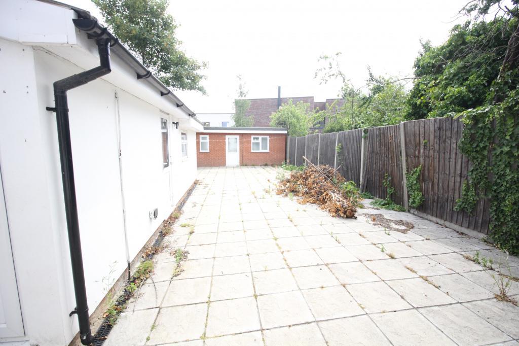 Property Image f0b62711-02a7-45bf-95d9-331db37c413e