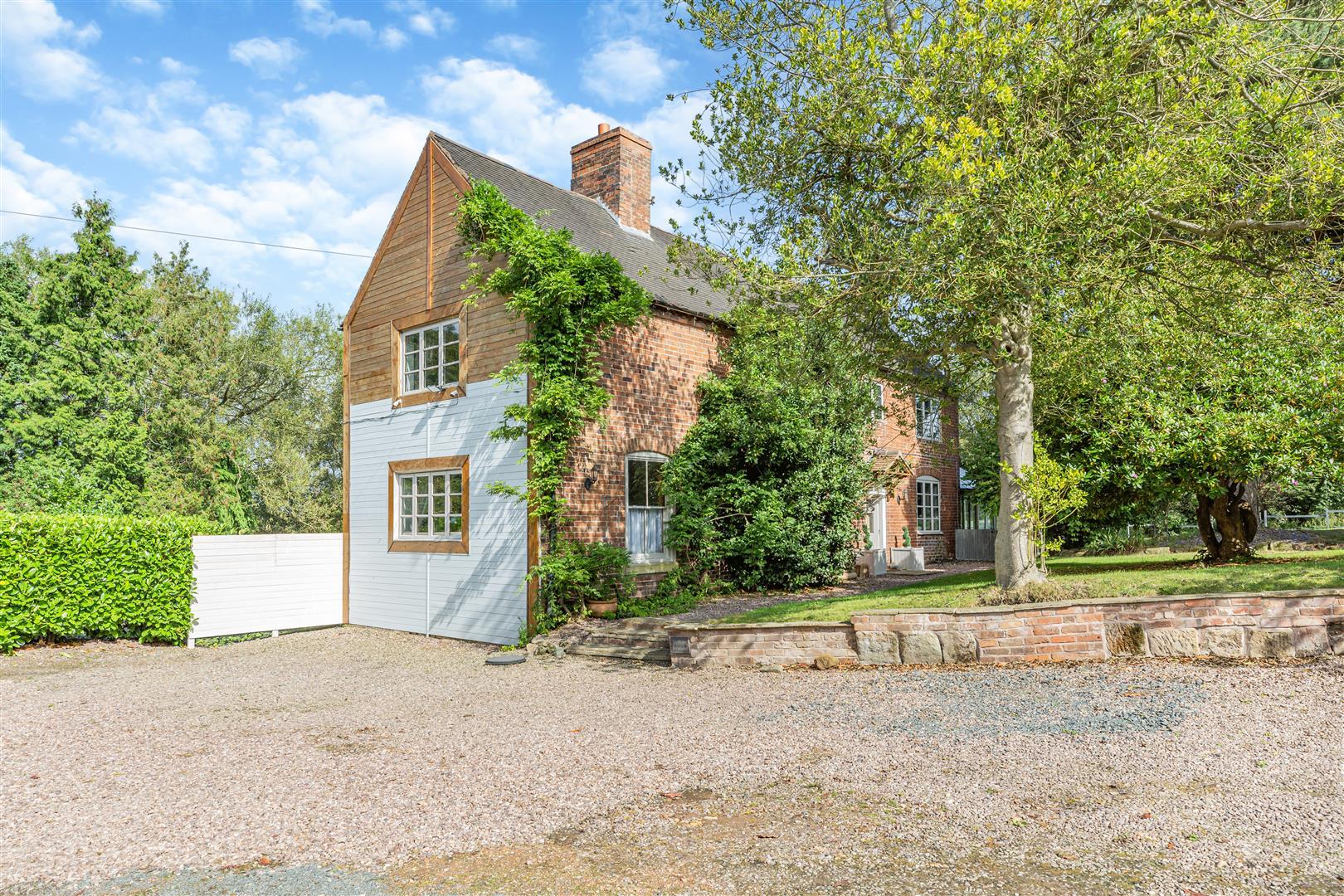 Property Image f0bc6733-981a-4cca-b1fe-2d844fdad304