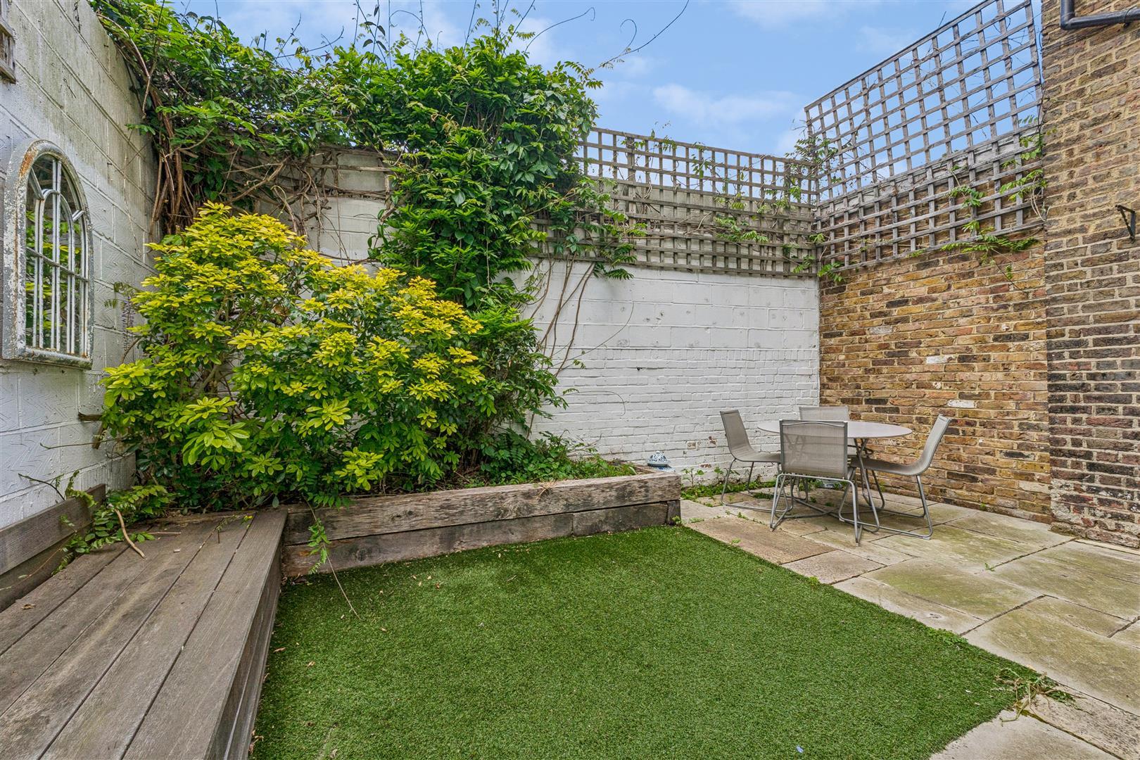 Property Image f0c5e72c-2ba8-440e-bc2f-61746a37363e